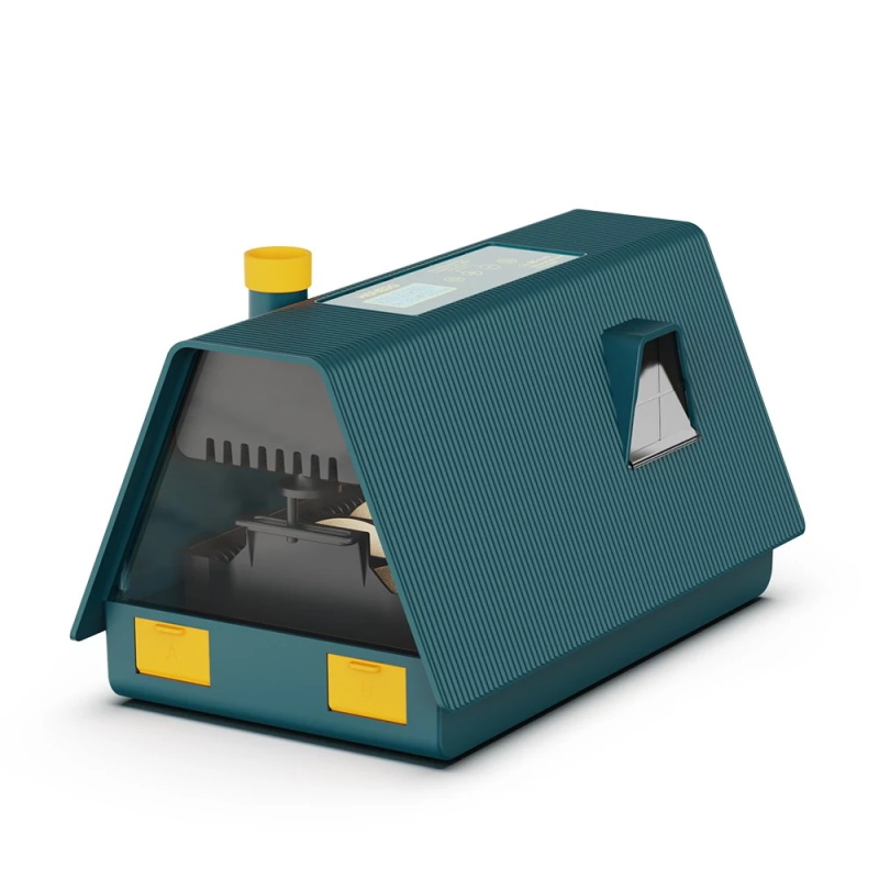 Incubator for hatching eggs