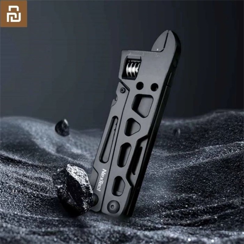 9-in-1 multifunctional wrench knife