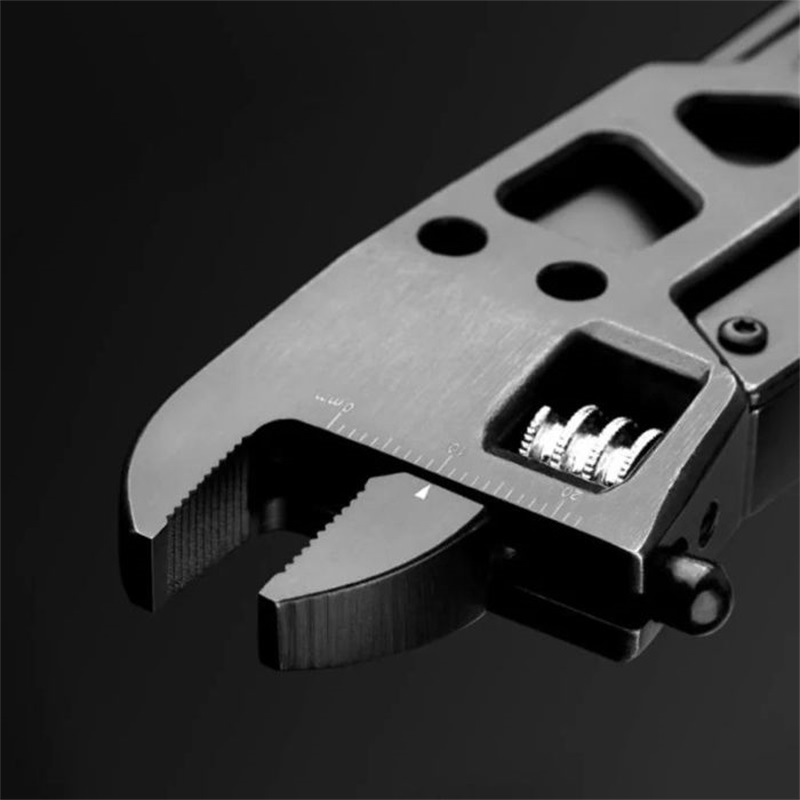 9-in-1 multifunctional wrench knife